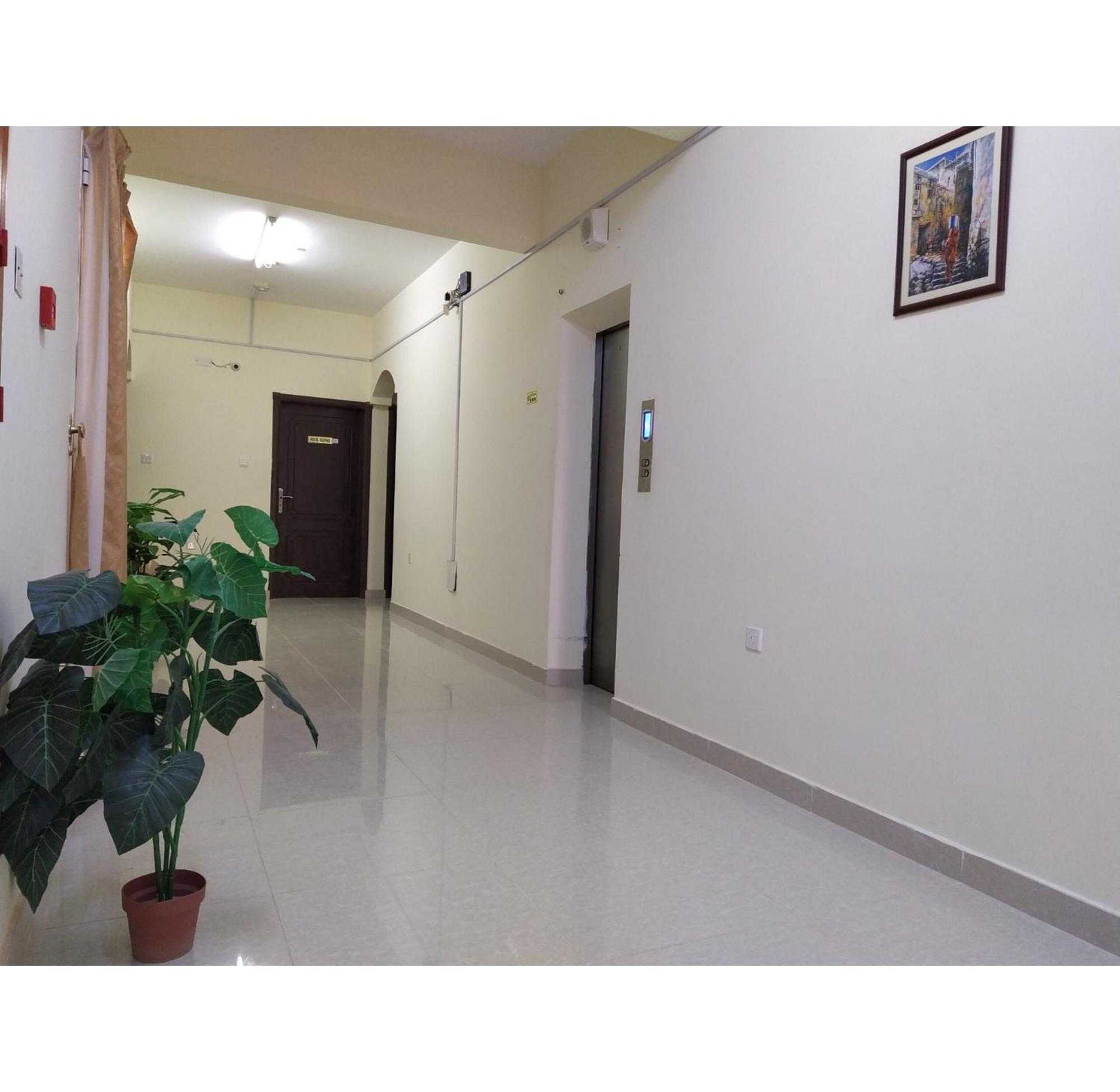 Super Oyo 107 Al Areen Hotel Apartments Shāhiq Exterior foto